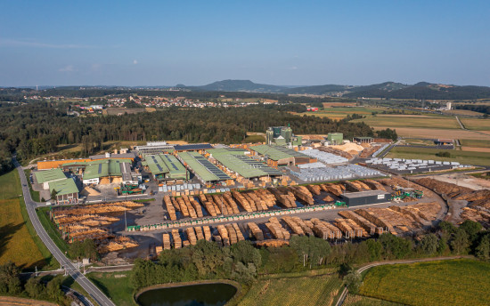 Sede Preding, StiriaSegati | Sottoprodotti di segheria | Prodotti piallati | GLT® – Travi in ​​legno incollate testate | Prodotti piallati | Bancali | Pellet | Energia da biomassa cogenerazione (CHP)